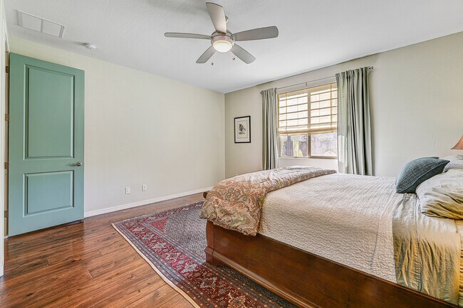 Building Photo - 10349 E Tumbleweed Ave