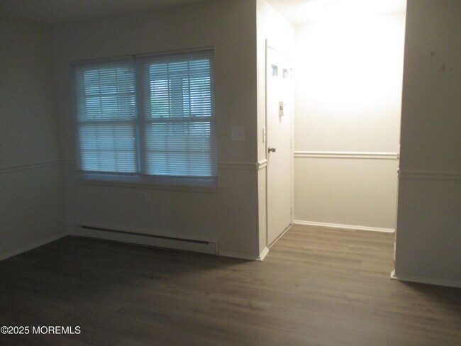 Building Photo - 52D Cambridge Ct