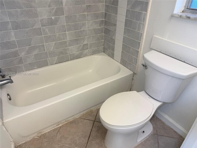 Building Photo - 8100 Sunrise Lakes Blvd