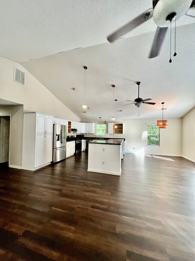 Building Photo - 100 Tyger Meadow Rd