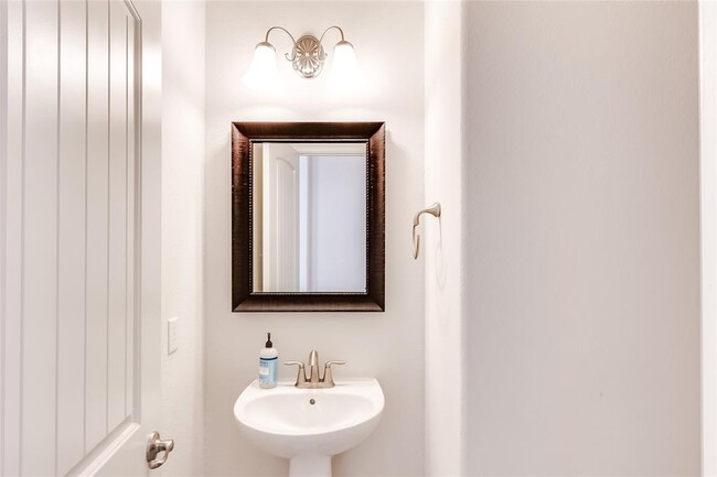 Building Photo - 8416 Evelina Trail
