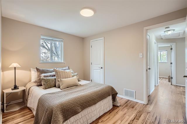 Building Photo - 4315 Newland St