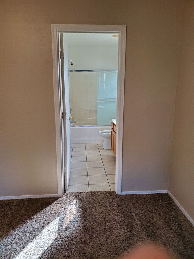 Building Photo - COMING SOON! 3 bedroom &2 bathroom House in Avondale!