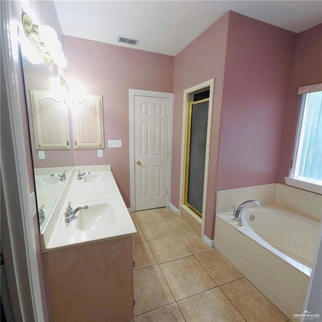 Building Photo - 34 Norma Dr