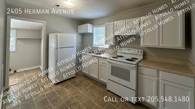 Building Photo - 2405 Herman Ave