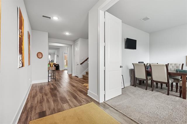 Building Photo - 2470 Pebble Bank Ln