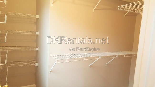 Building Photo - 2160 Denson Ln S W