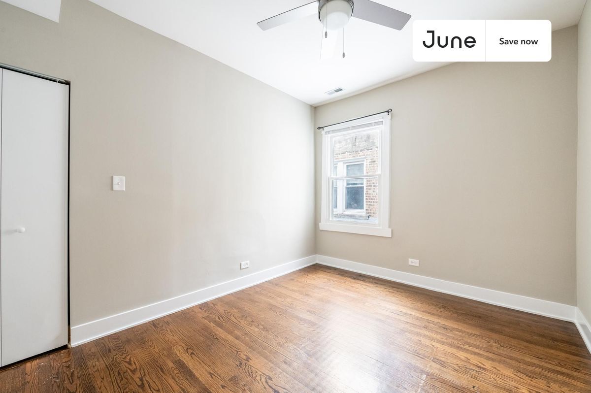 Building Photo - 3304 W Armitage Ave