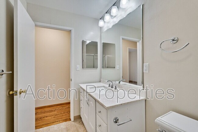 Building Photo - 1575 California St