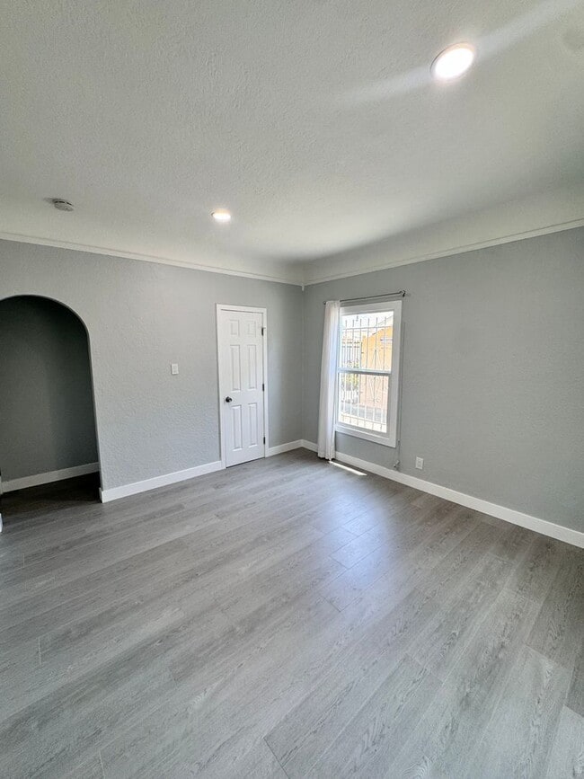 Building Photo - 234 Lime Ave
