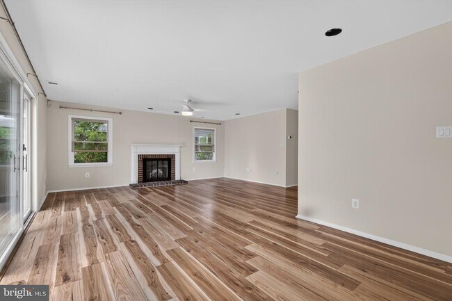 Building Photo - 4214 Penner Ln