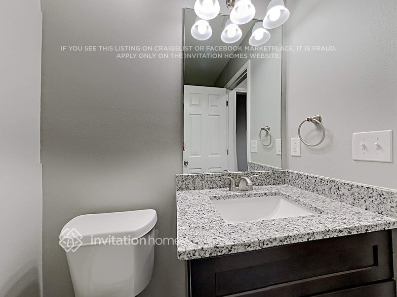 Building Photo - 8431 Redding Glen Ave