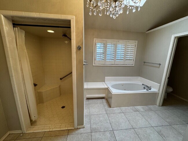 Building Photo - Stunning 2-Bedroom Lubbock Home with Cozy ...