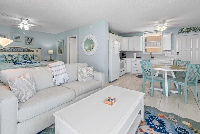 Primary Photo - 5700 Bonita Beach Rd SW