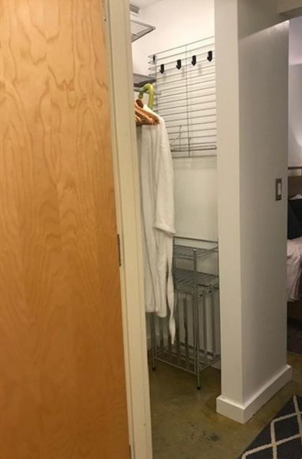 Building Photo - 640 Glen Iris Dr NE