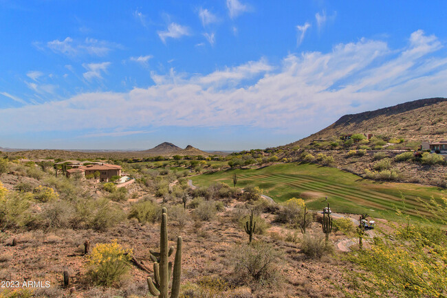 Building Photo - 9612 Solitude Canyon