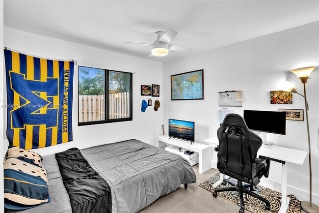 Building Photo - 9940 Watermill Cir