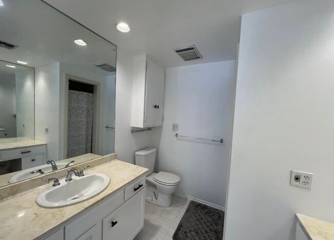 Building Photo - 4422 Meredith Woods St