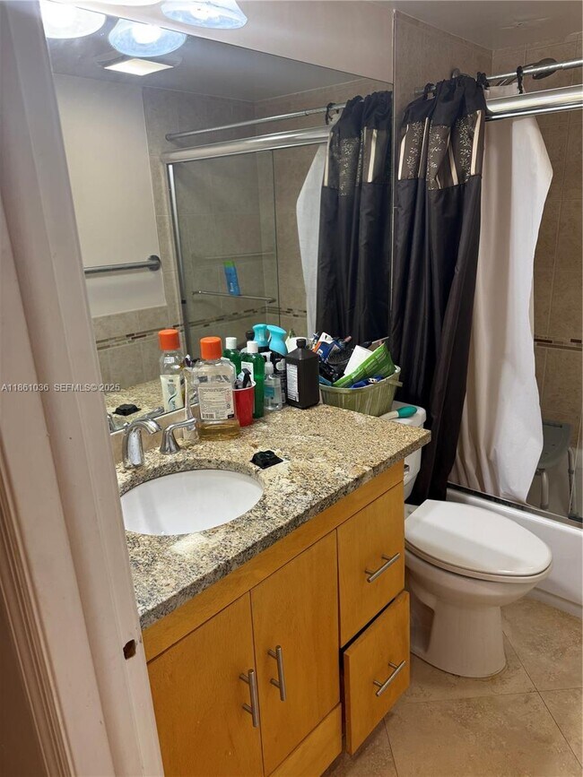 Building Photo - 1401 SW 135th Terrace