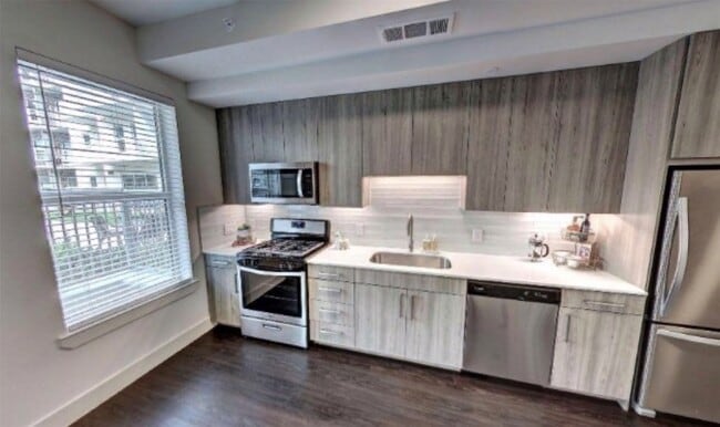 Building Photo - 3120 Smith St