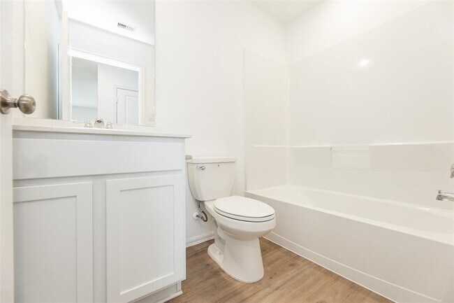 Building Photo - 7347 Greenbriar Cayon Ln