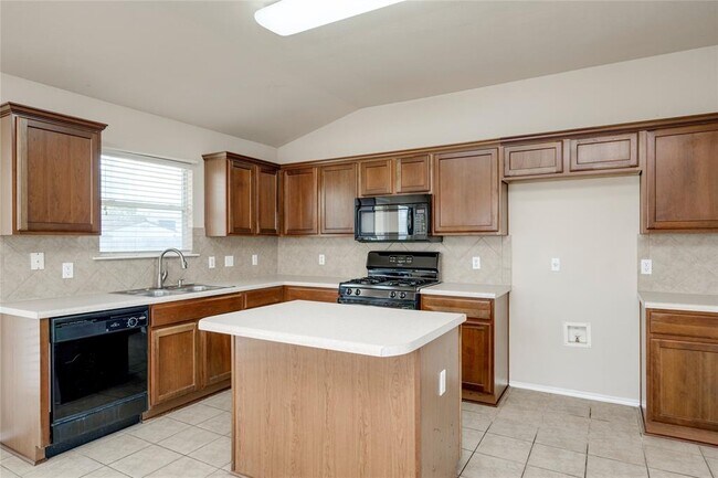 Building Photo - 2509 Pearson Way