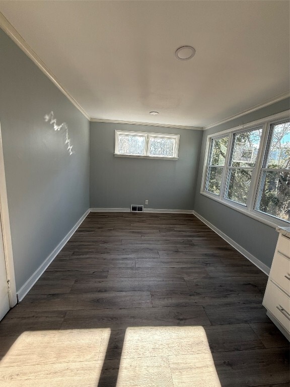 Building Photo - 712 Pickwick Dr