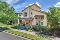 Building Photo - Executive style home