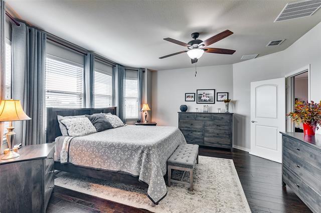 Building Photo - 15121 Seventeen Lakes Blvd