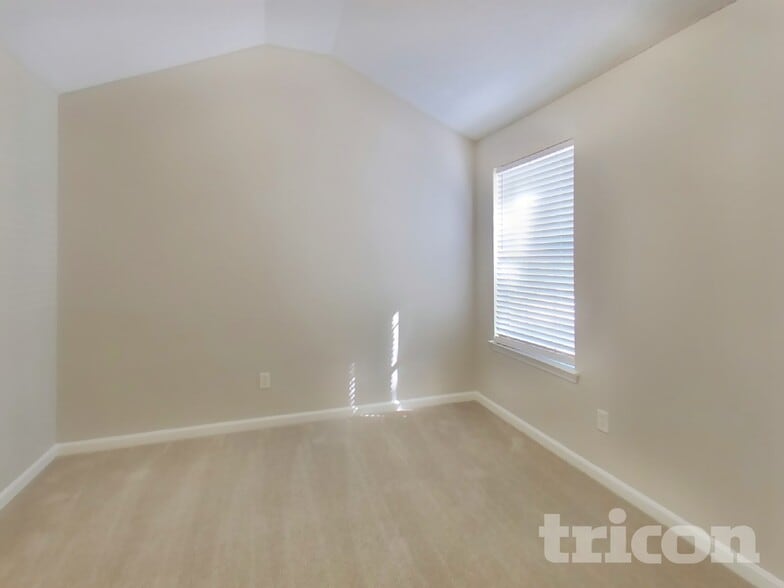 Building Photo - 5853 Sepulveda Ln