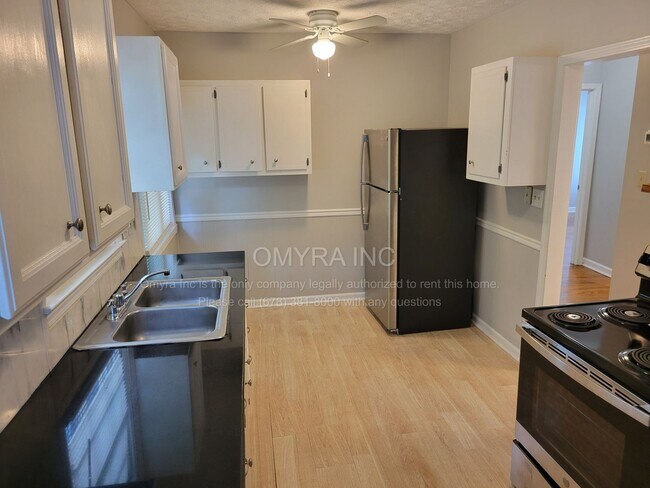 Building Photo - 506-508 Scott Boulevard