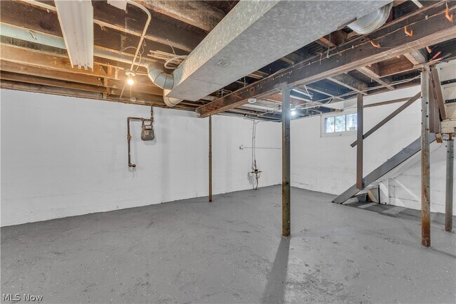 Building Photo - 3921 W 21st St