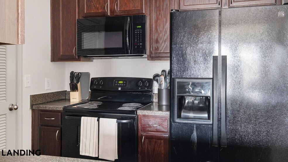 Building Photo - 15330 Liberty River Dr
