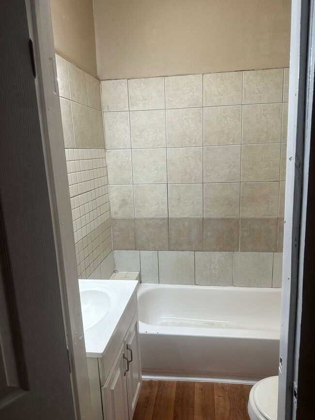 Building Photo - SECTION 8