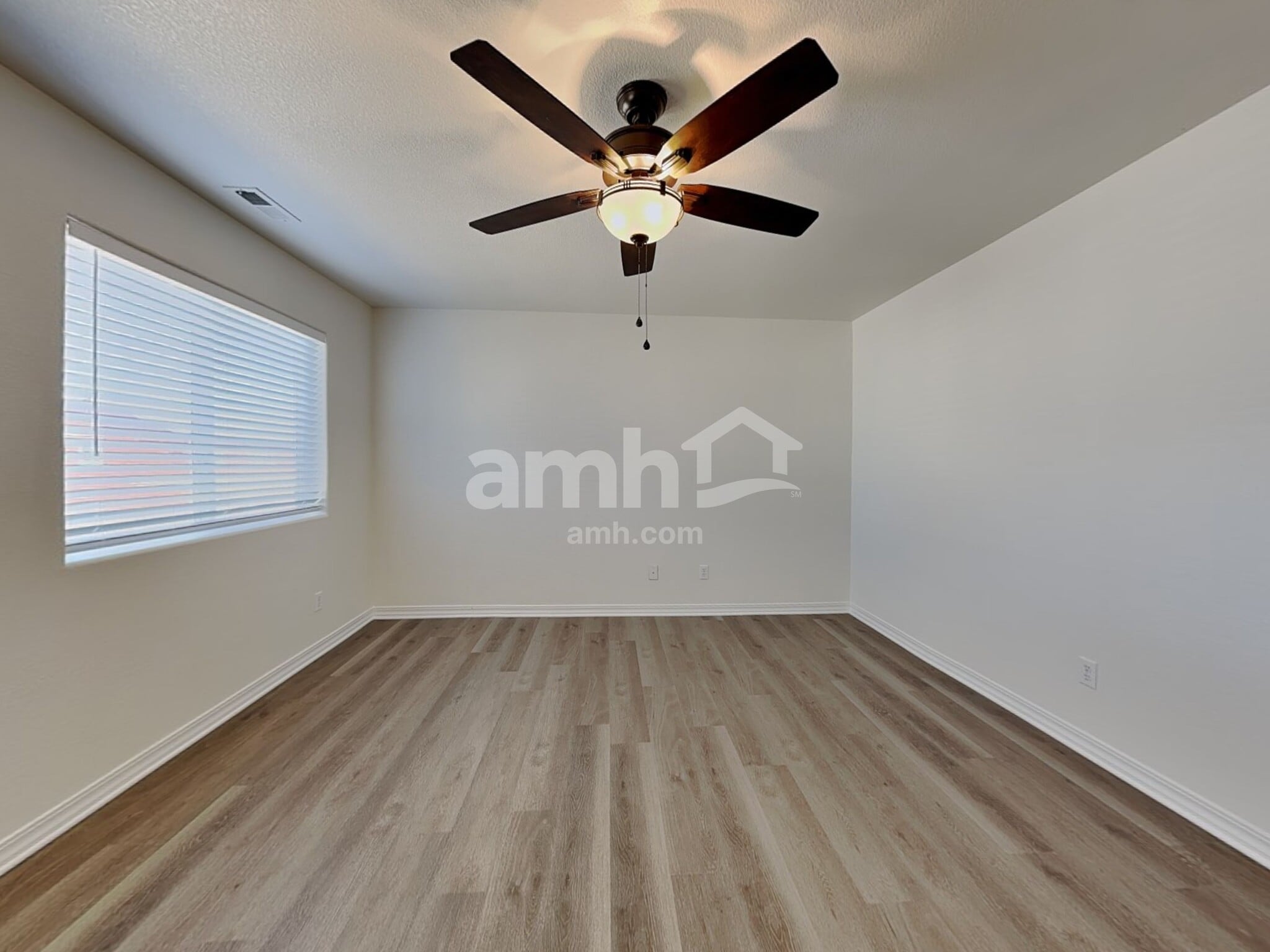 Building Photo - 3713 Winter Sun Dr