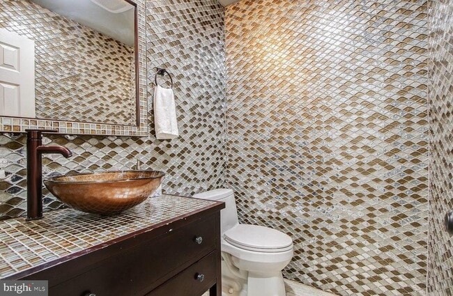 Building Photo - 4415 Bradley Ln