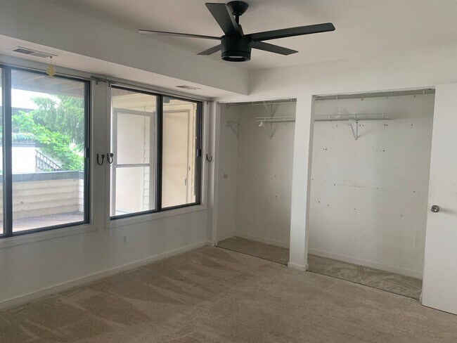 Building Photo - 2-Bedroom, 2-Bath Condo for Rent