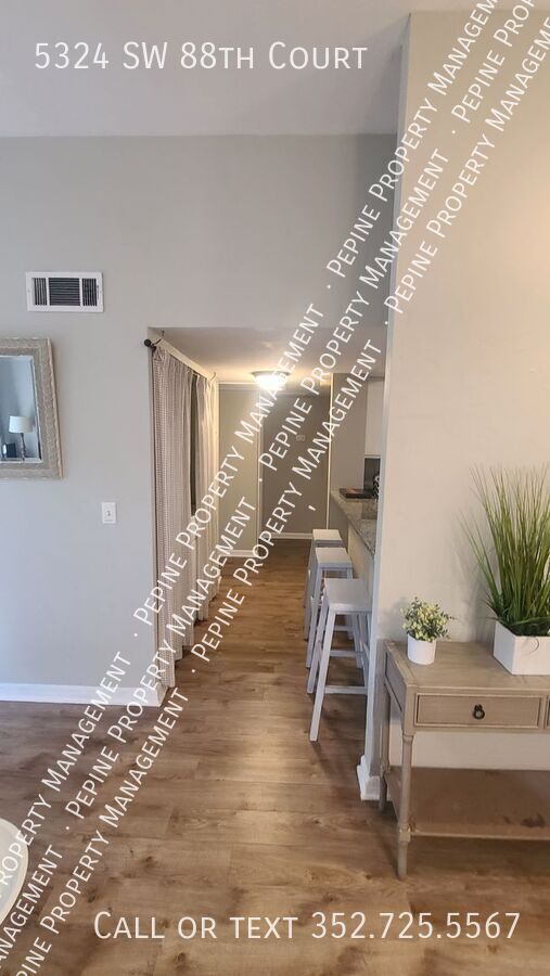 Building Photo - 5324 SW 88 Ct