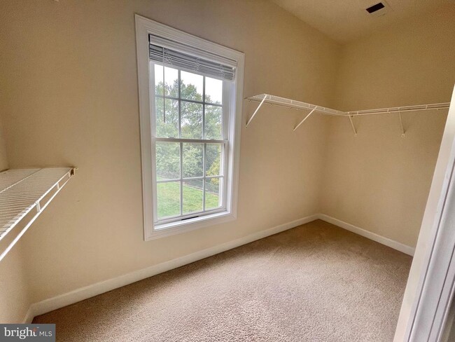 Building Photo - 3514 Tabard Ln