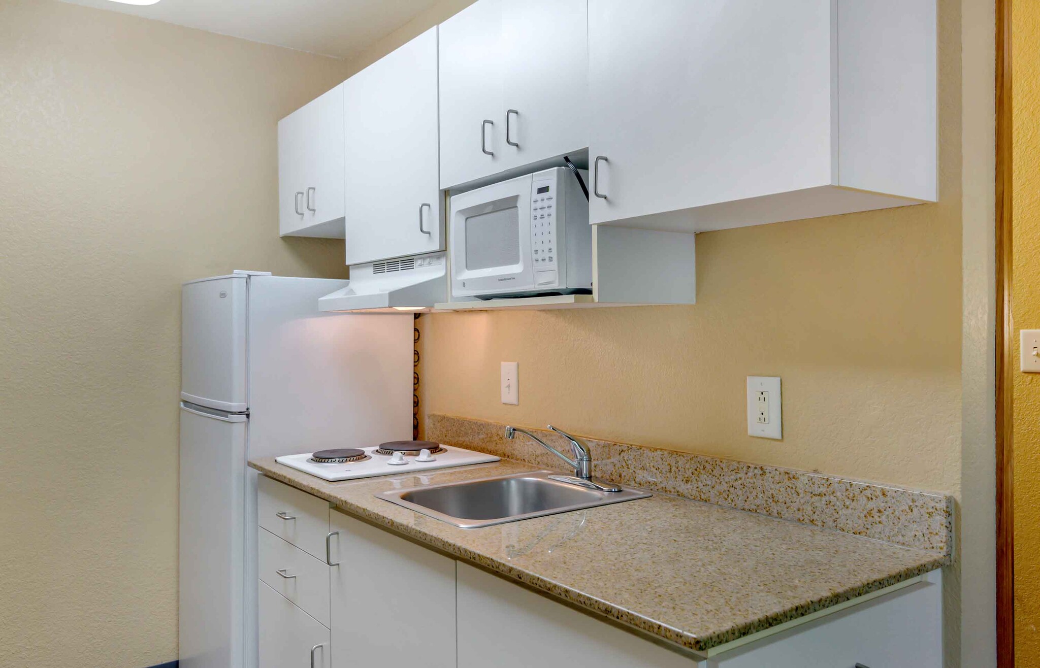 Building Photo - Furnished Studio-Atlanta - Perimeter - Peachtree Dunwoody