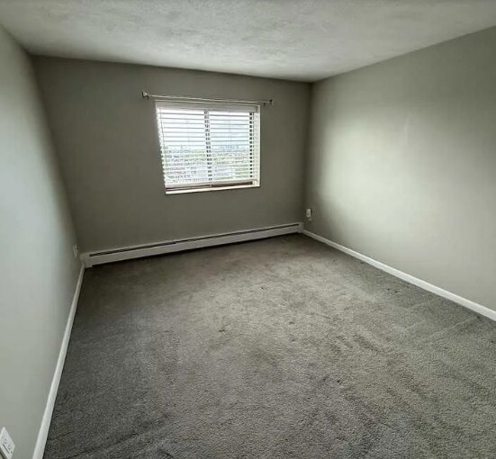 Building Photo - 100 Grand View Ave