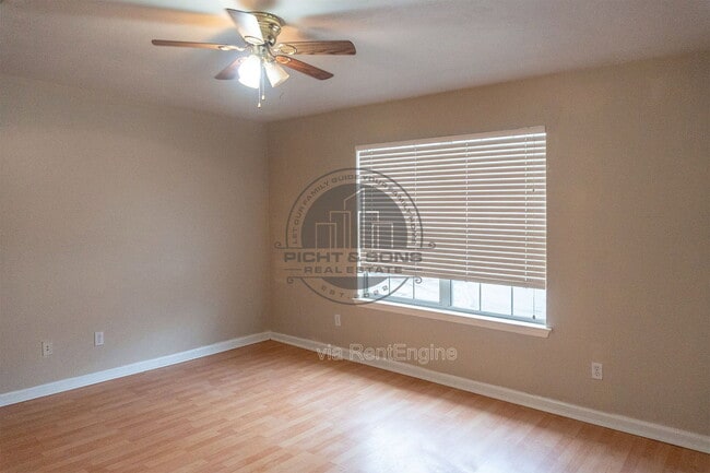 Building Photo - 2403 Hartsfield Rd