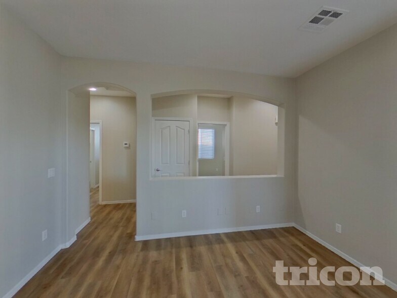 Building Photo - 19431 N San Pablo St