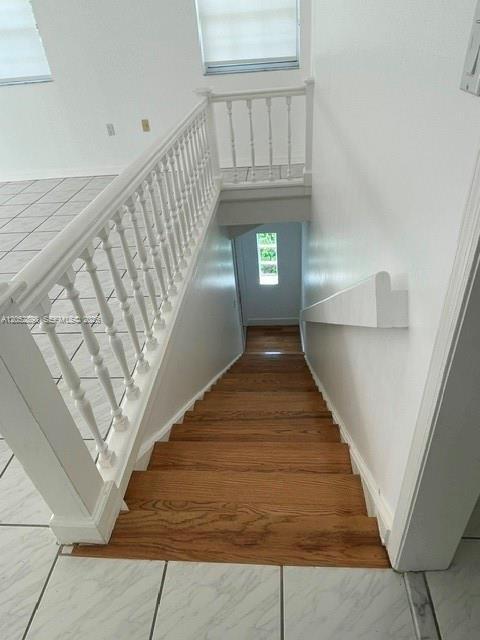 Building Photo - 502 Madeira Ave