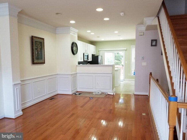 Building Photo - 11453 Log Ridge Dr