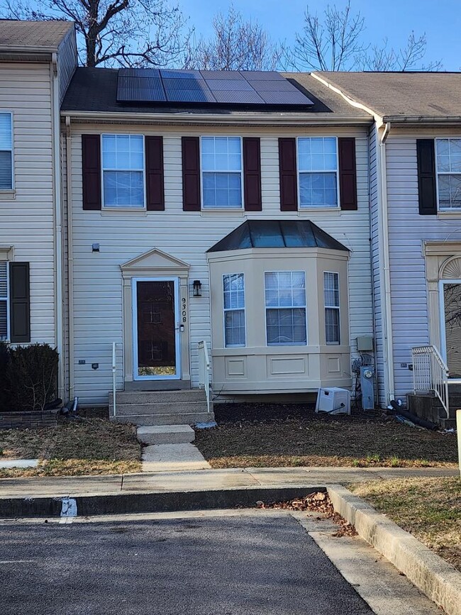 Building Photo - 9308 Gordon Ct