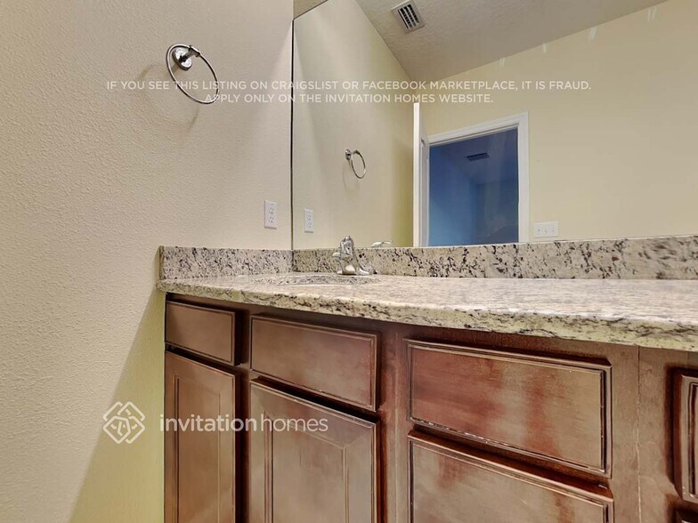 Building Photo - 26929 Juniper Bay Dr