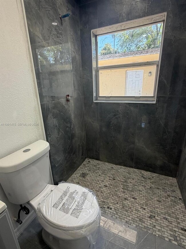 Building Photo - 1946 NE 167th St