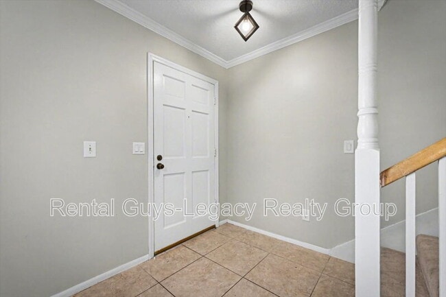 Building Photo - 8204 Oxford Forest Dr