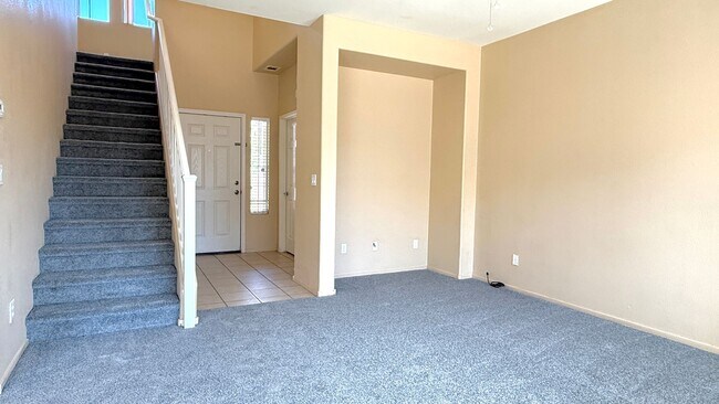 Building Photo - 1013 Shades End Ave